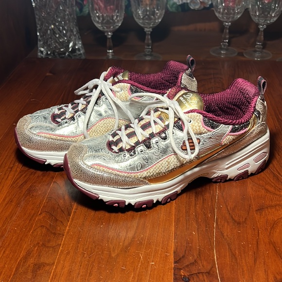 Skechers D’Lites Woman’s size 8.5 Running Shoes - Picture 6 of 12